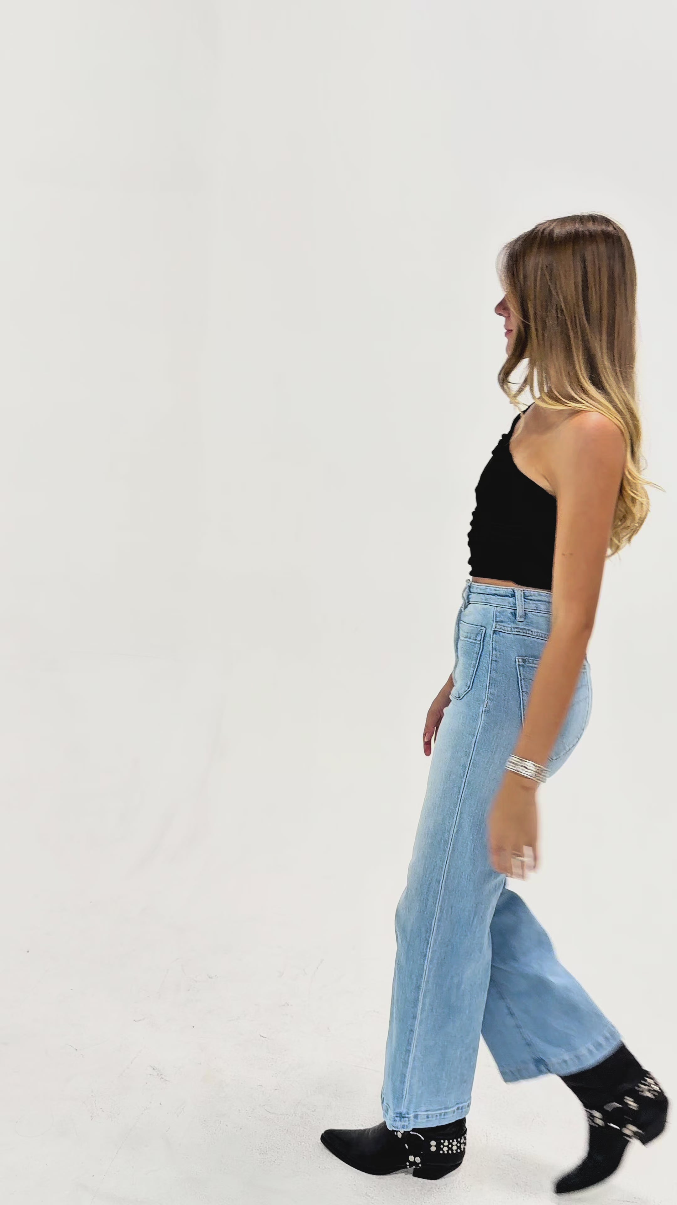 2010s 90's Revival Rolla's Light Wash Patch Pocket Wide Leg Jeans